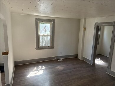 27 Leavenworth St photo 6