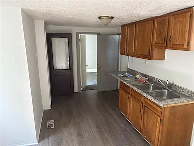 27 Leavenworth St photo 7