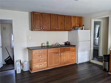 388 Smith St photo 5